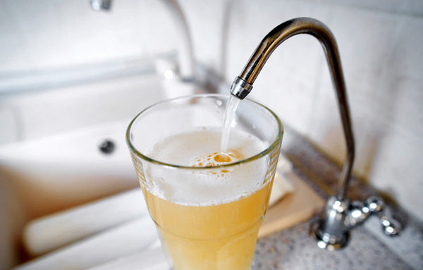 Top Signs That You’re Drinking Contaminated Water